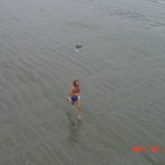 Ken Bob running on wet sand 2001 May 26 Long Beach Low-Tide Run
