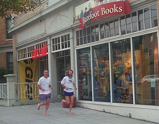 2003 July 05, Barefoot Runners, Preston Curtis, and Ken Bob Saxton, Boston, Massachusetts